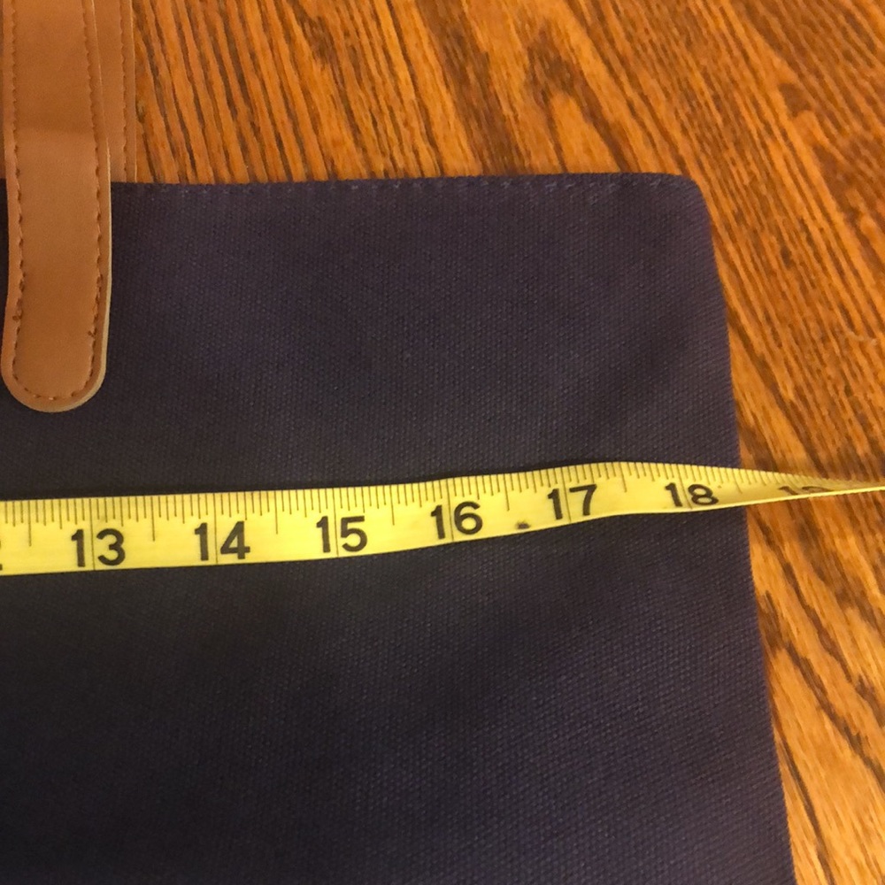 WHBM Tote - Picture 3 of 7